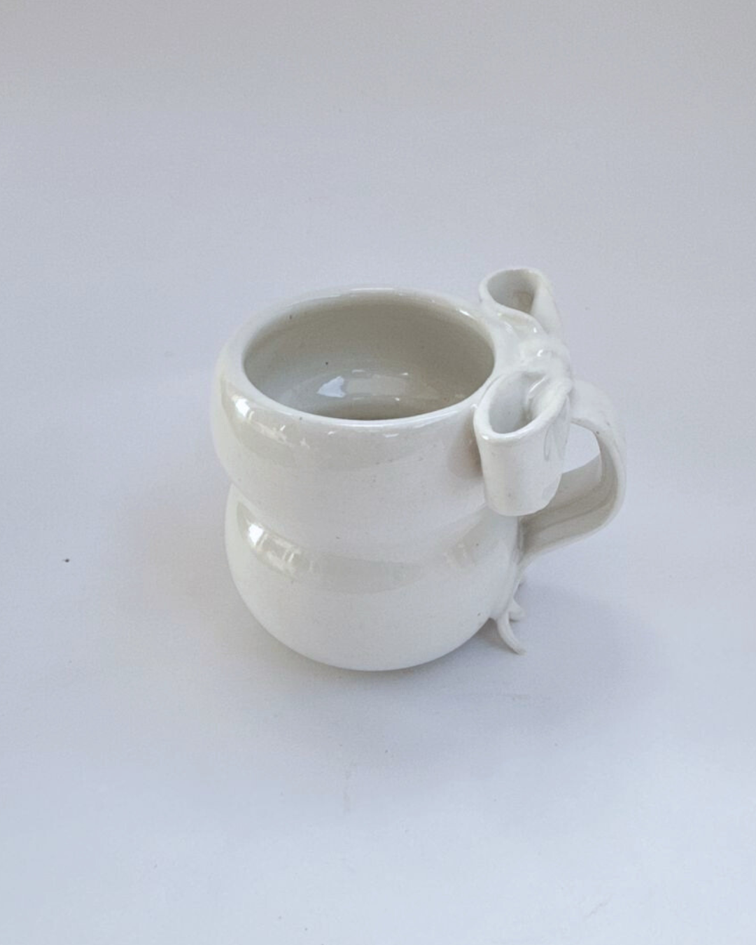 Caneca de Laço de Porcelana